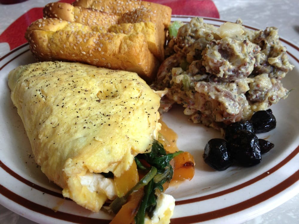 Aunties & Uncles's omelette, potato salad and bread