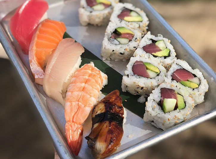 Sushi and nigiri on a tray