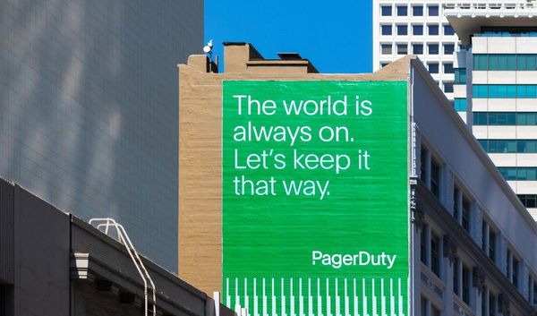 A building billboard with a PagerDuty quote 