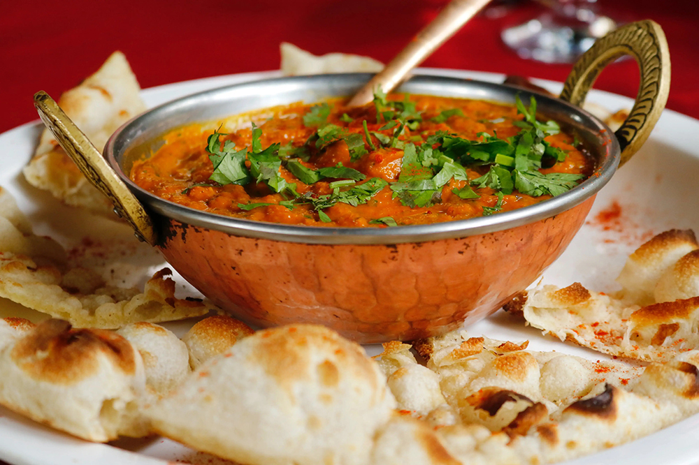 An Indian curry and naan bread